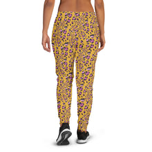 Load image into Gallery viewer, Leopard Love Women&#39;s Joggers