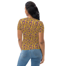 Load image into Gallery viewer, Leopard Love Women&#39;s T-Shirt