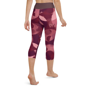 Cabernet Circles Yoga Capri Leggings